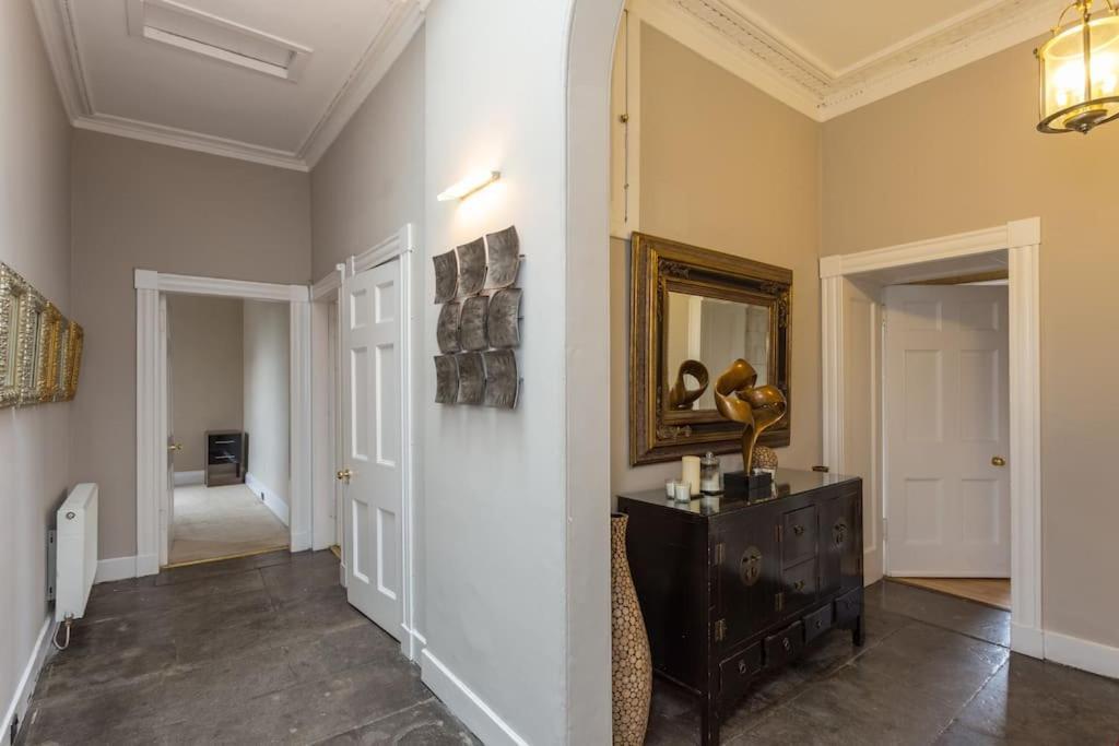 Prime Edinburgh City Centre - 4 Bed Penthouse Esterno foto