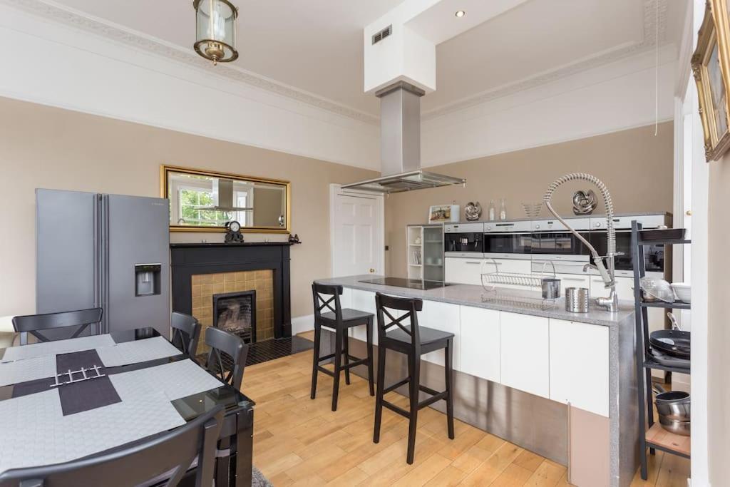 Prime Edinburgh City Centre - 4 Bed Penthouse Esterno foto