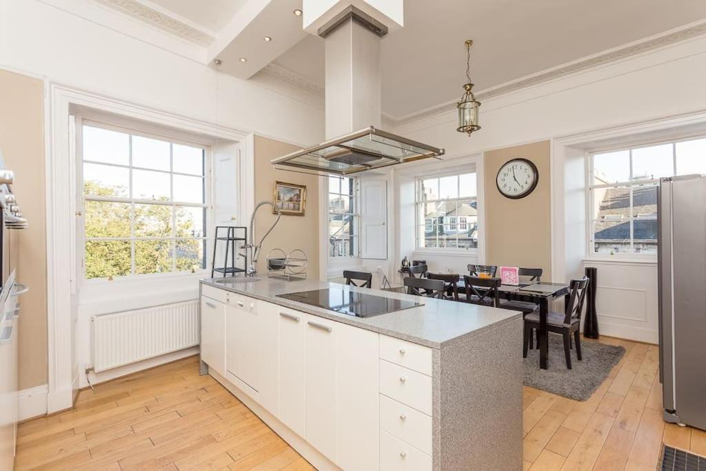 Prime Edinburgh City Centre - 4 Bed Penthouse Esterno foto